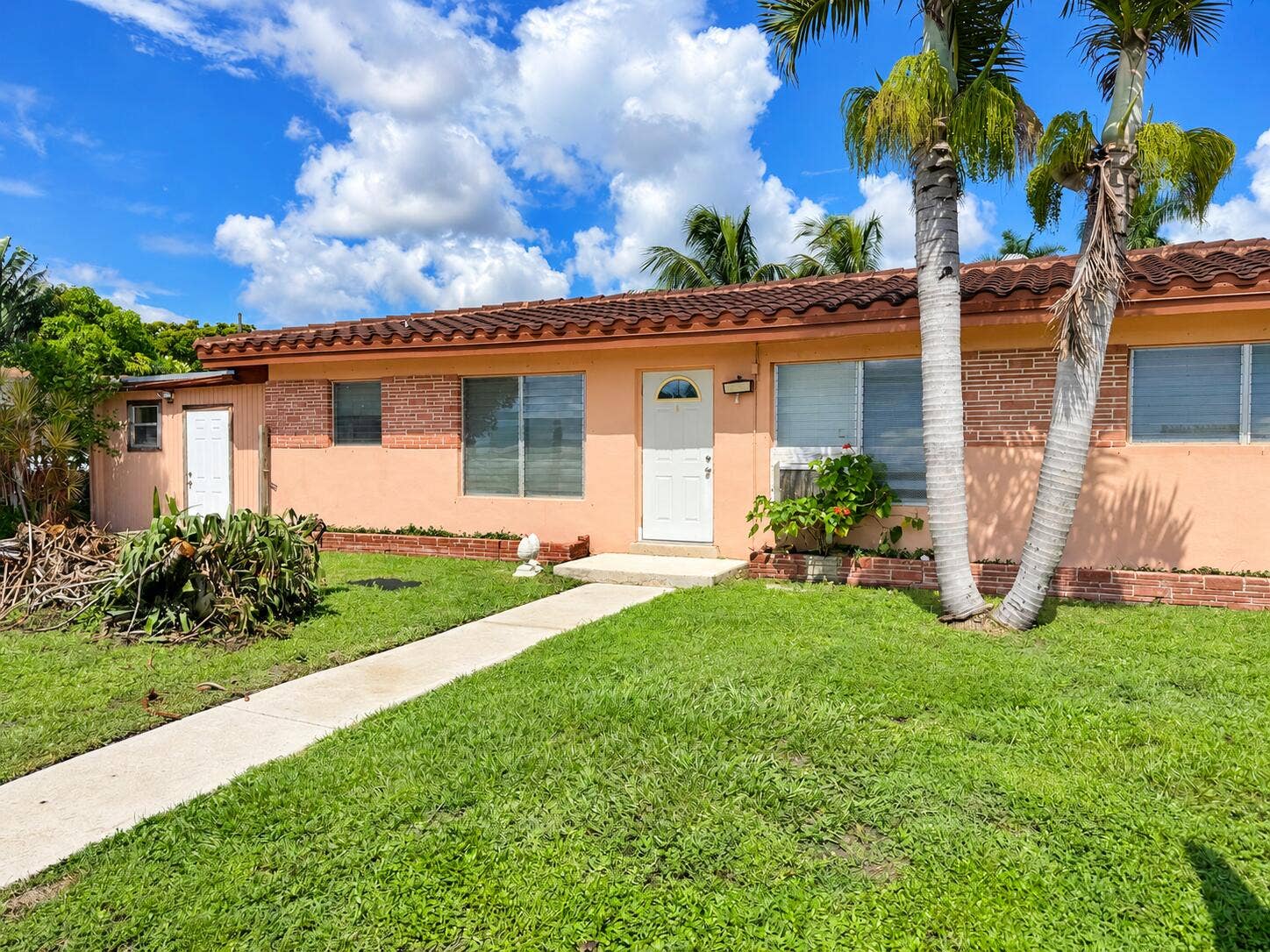 5051 SW 10TH Street, Plantation, FL 33317 5051