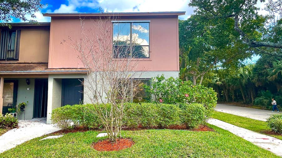 Property photo for 501 SANDTREE Drive, Palm Beach Gardens, FL