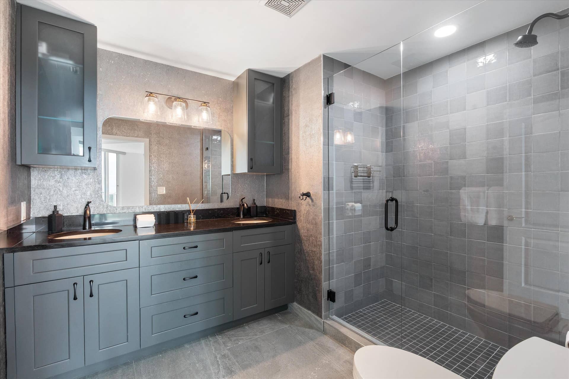 ensuite bathroom