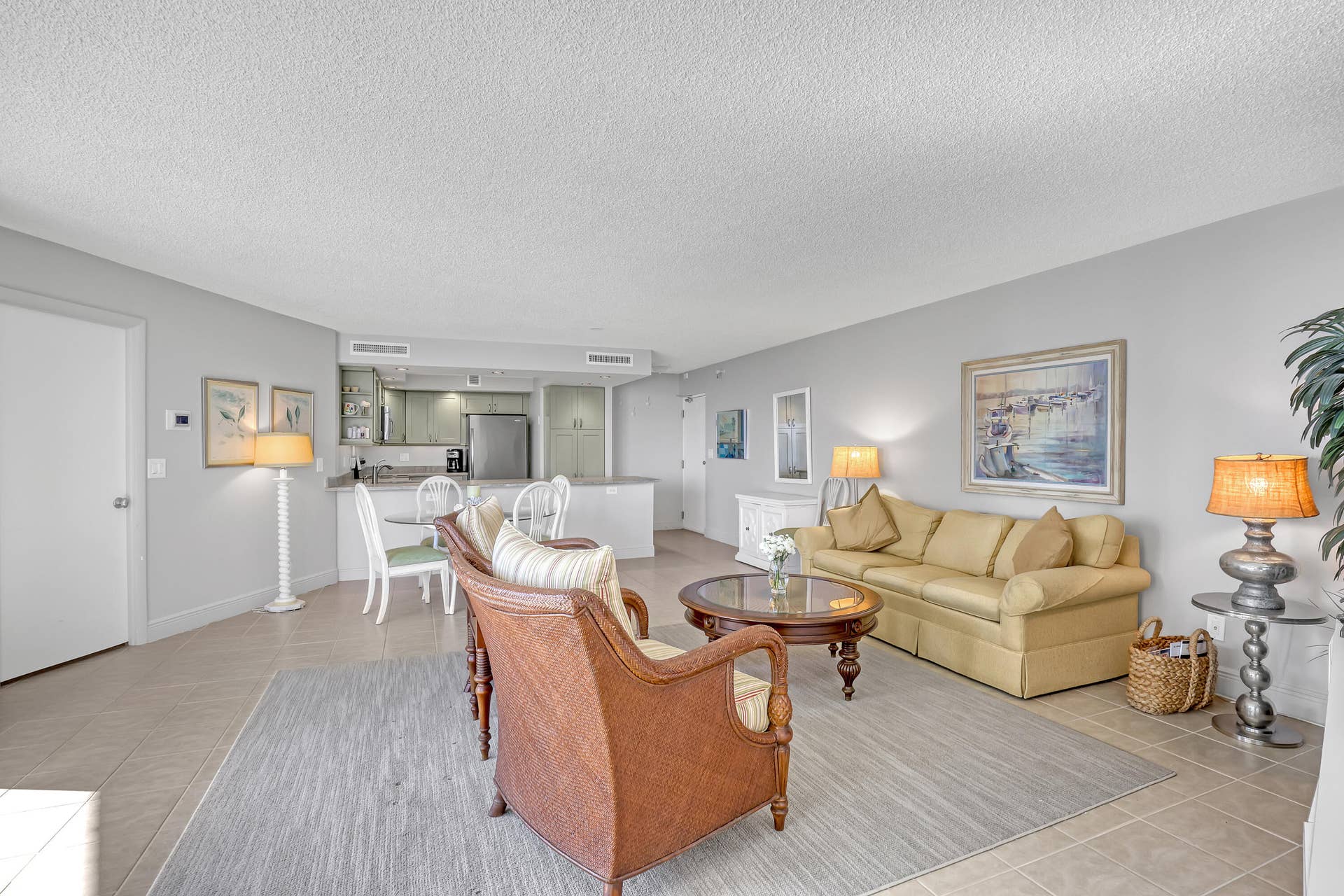 2800 N Ocean Drive, #A-22A, Riviera Beach, FL 33404 Living Room