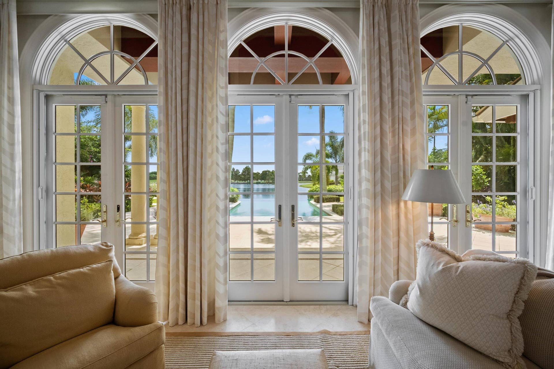 252 Locha Drive, Jupiter, FL 33458 12-DSC_9832