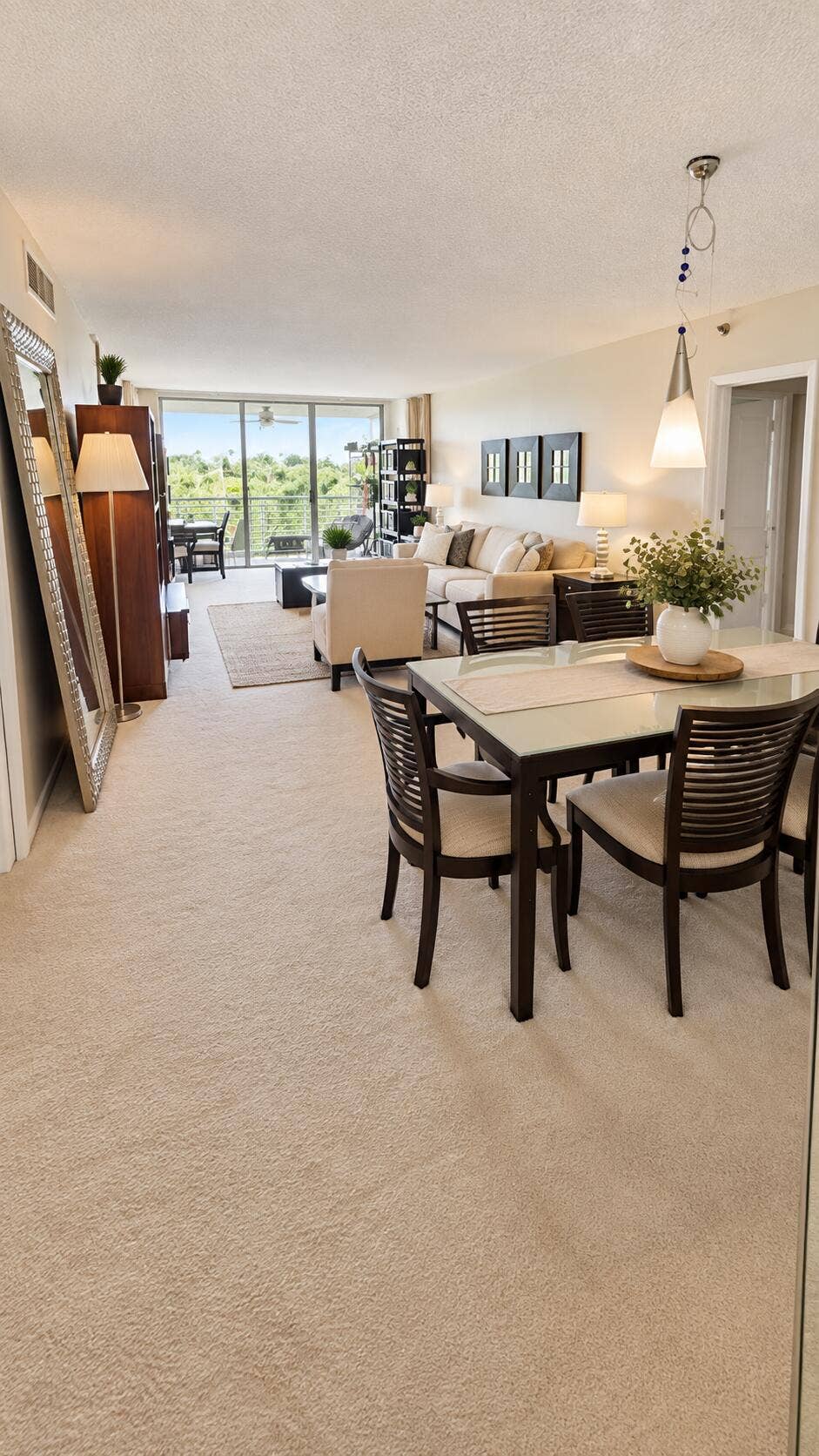 3510 OAKS Way, #408, Pompano Beach, FL 33069 Living & Dining Area