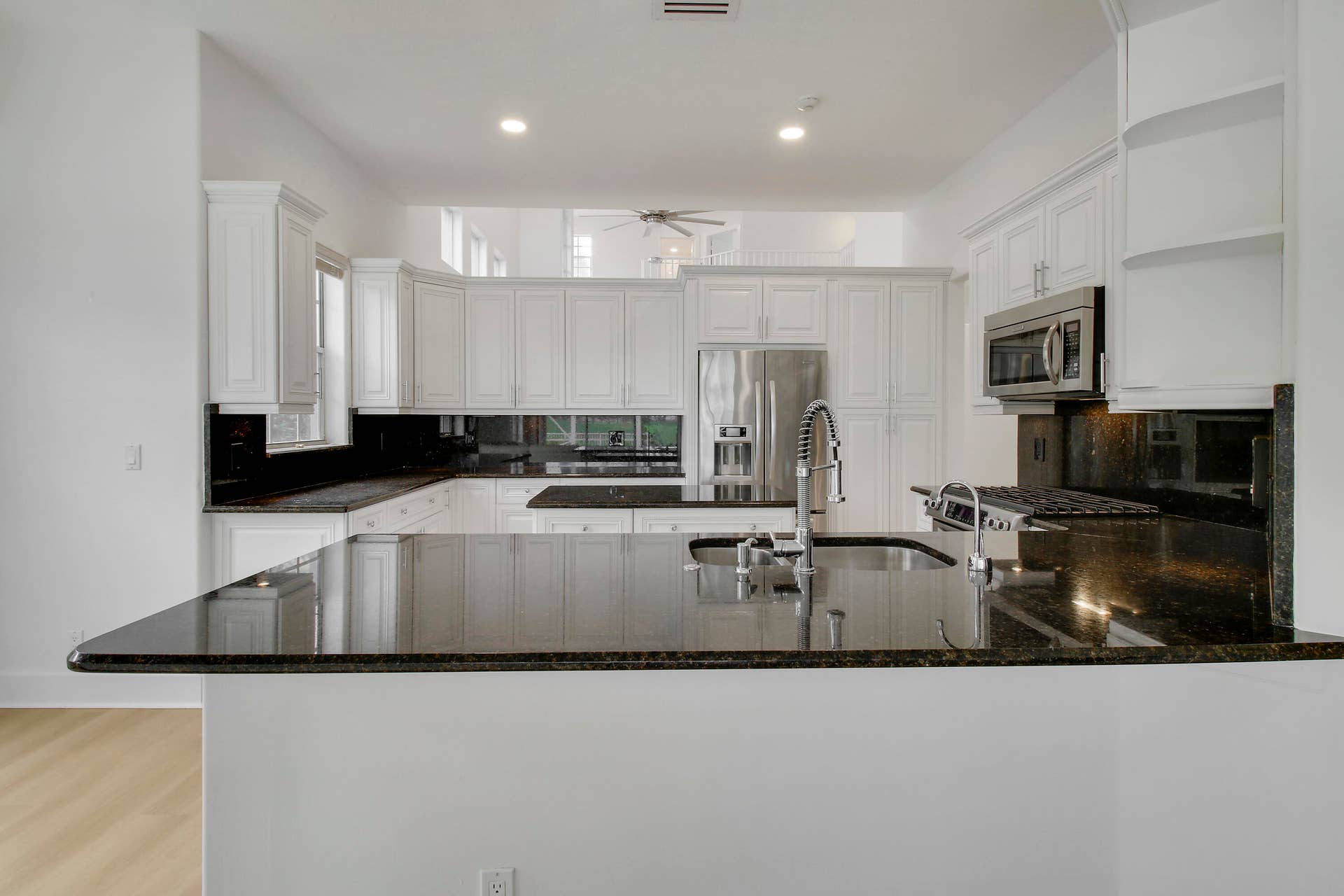 10375 OSPREY Trace, West Palm Beach, FL 33412 Kitchen