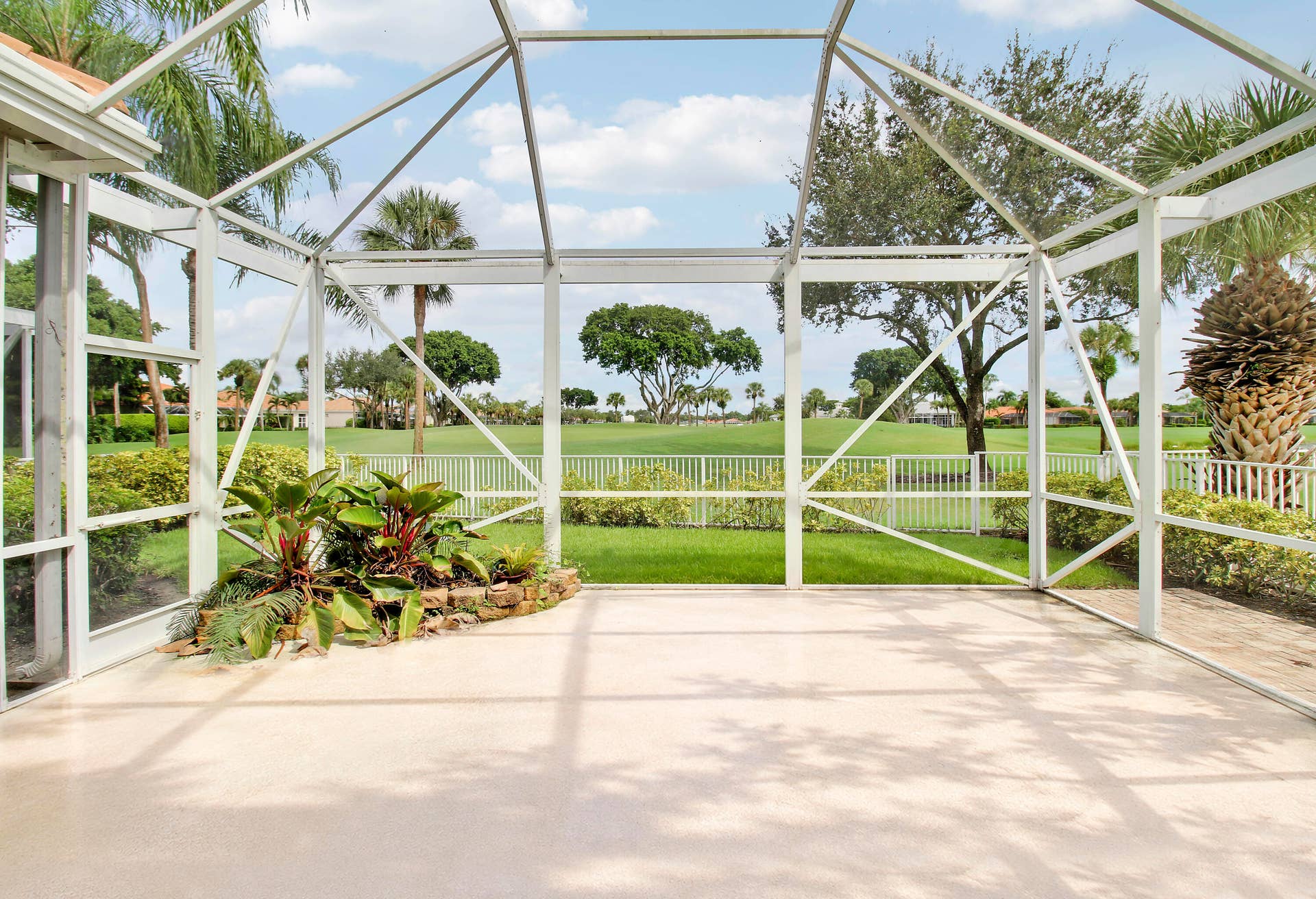 10375 OSPREY Trace, West Palm Beach, FL 33412 Screened Lanai with Golfcourse views
