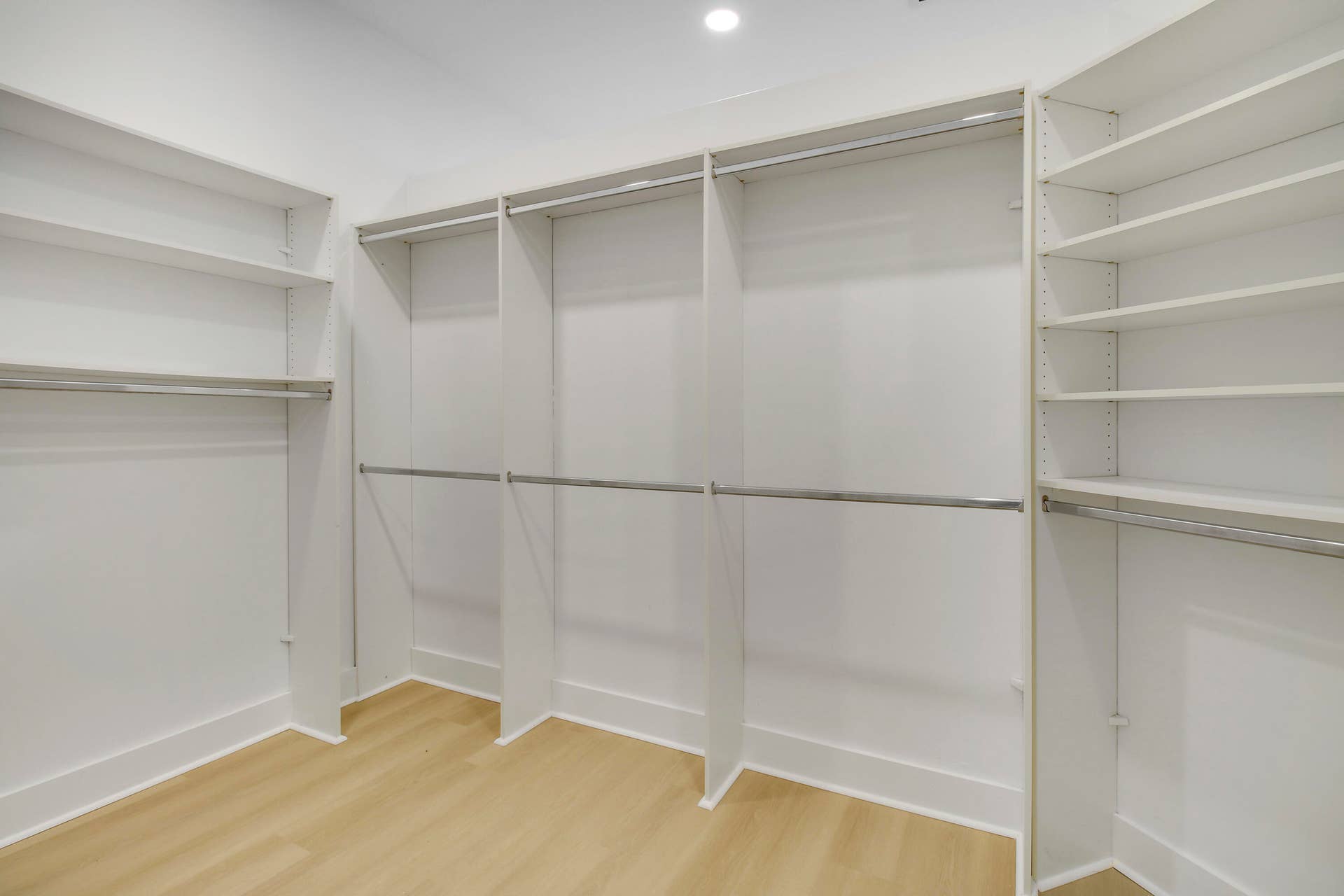 10375 OSPREY Trace, West Palm Beach, FL 33412 Primary Closet