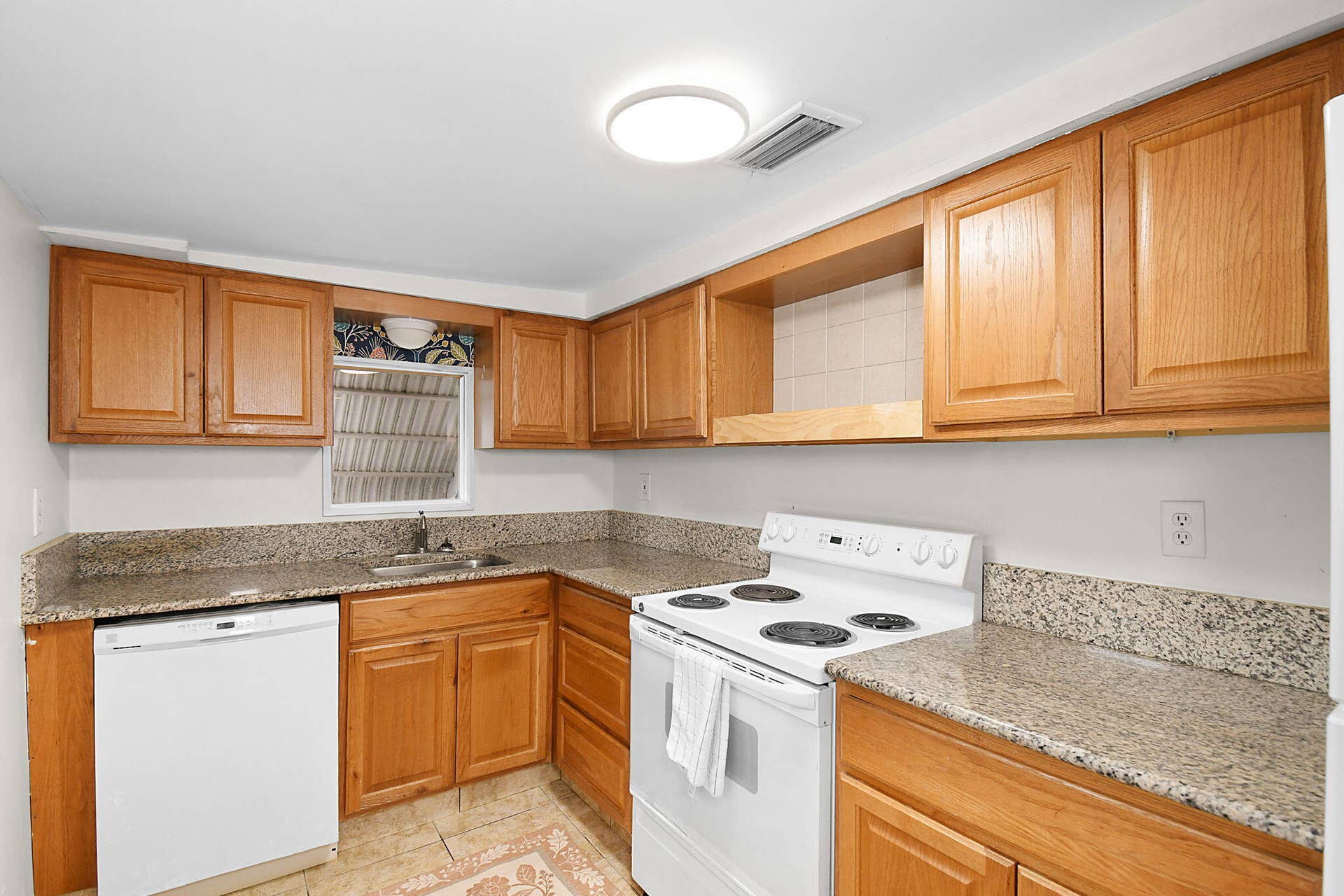 kitchen- granite countertops