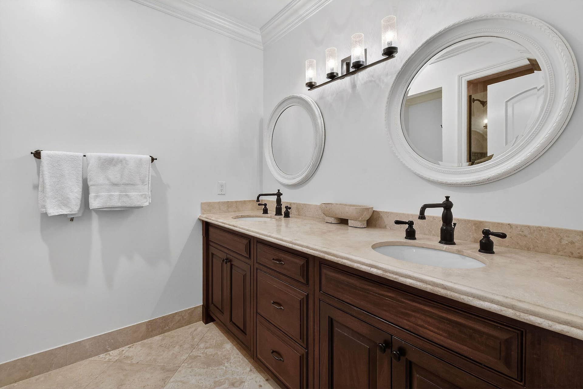 107 Schooner Lane, Jupiter, FL 33477 Bedroom 5 Bath