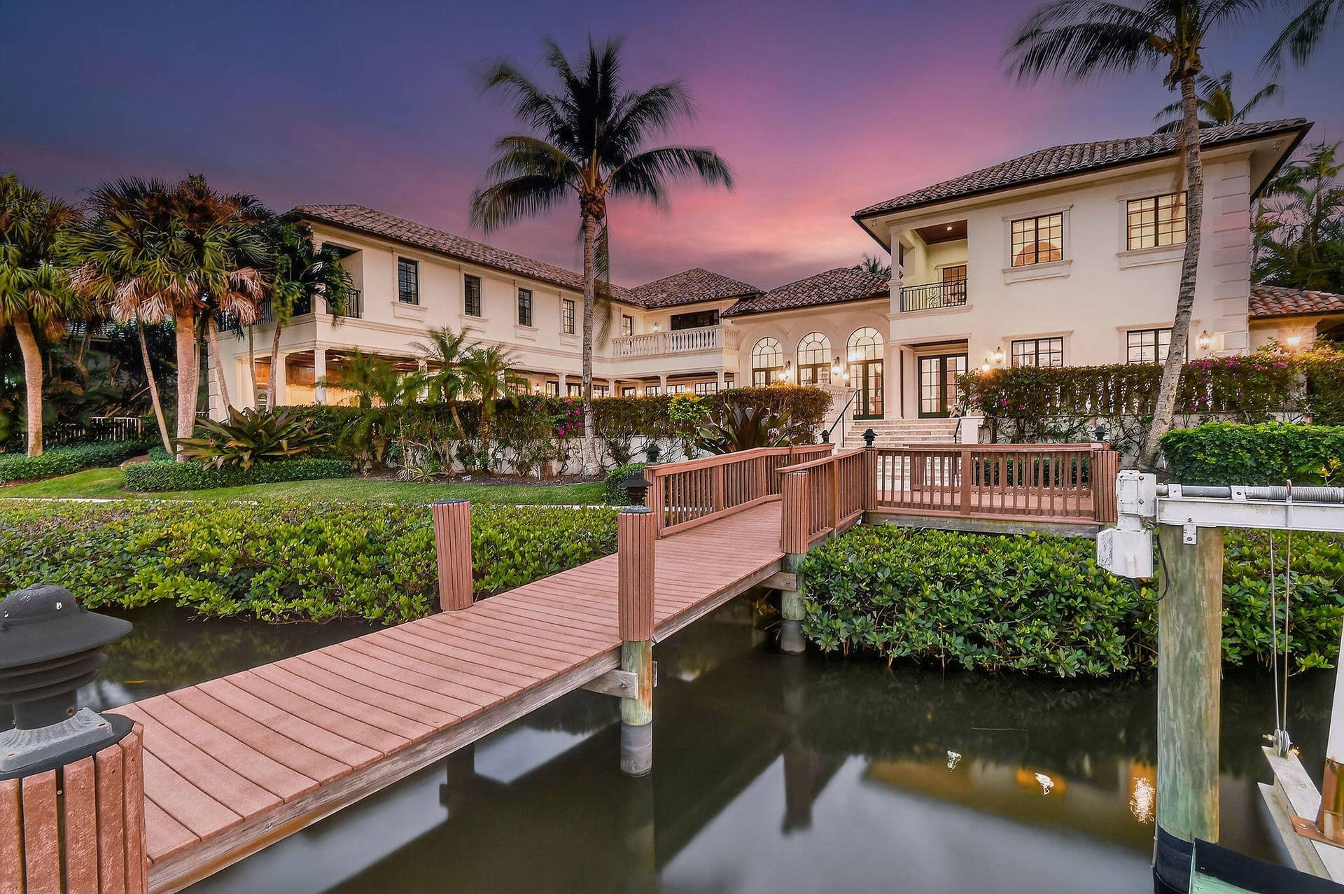 107 Schooner Lane, Jupiter, FL 33477 Back Exterior