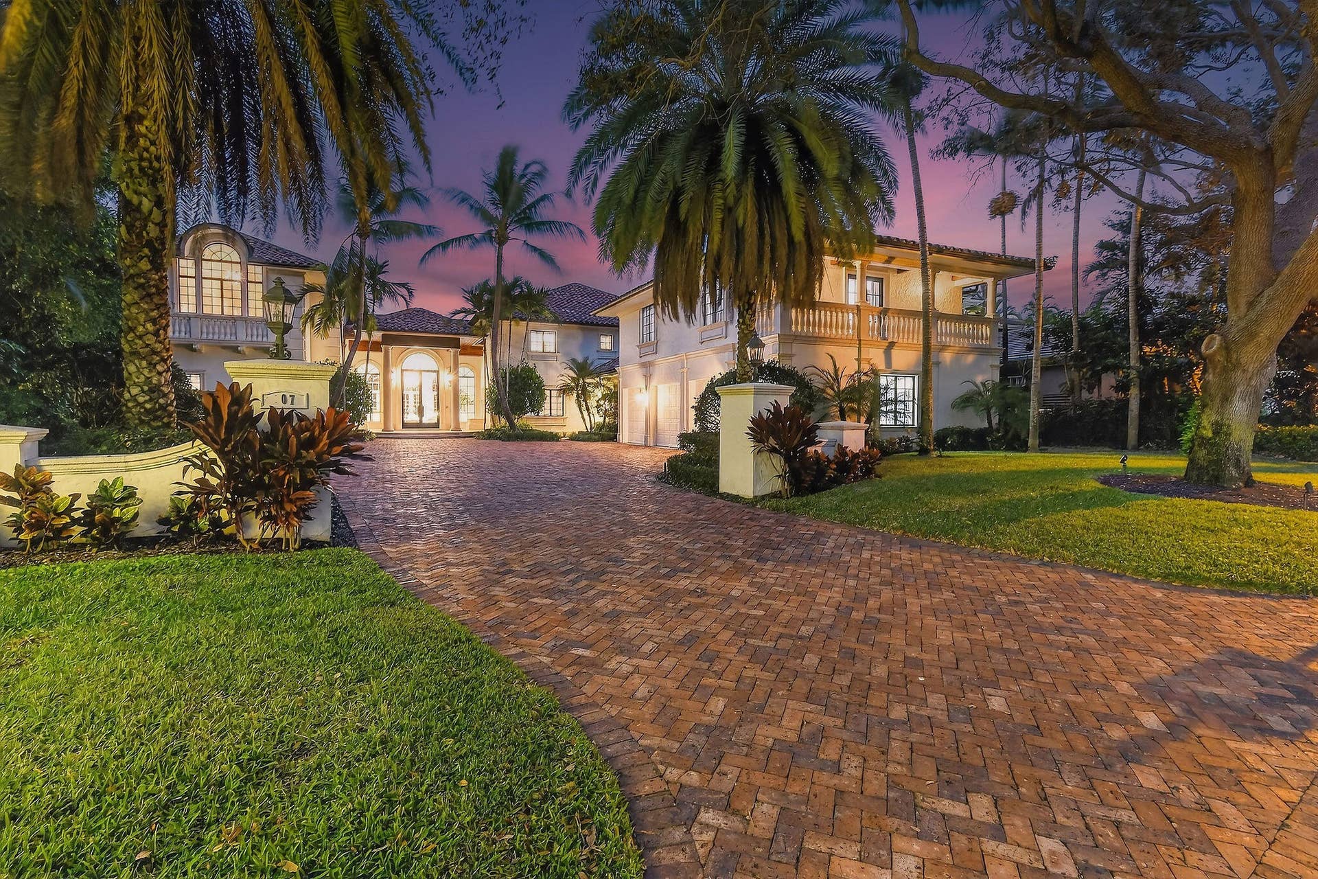 107 Schooner Lane, Jupiter, FL 33477 Front Exterior