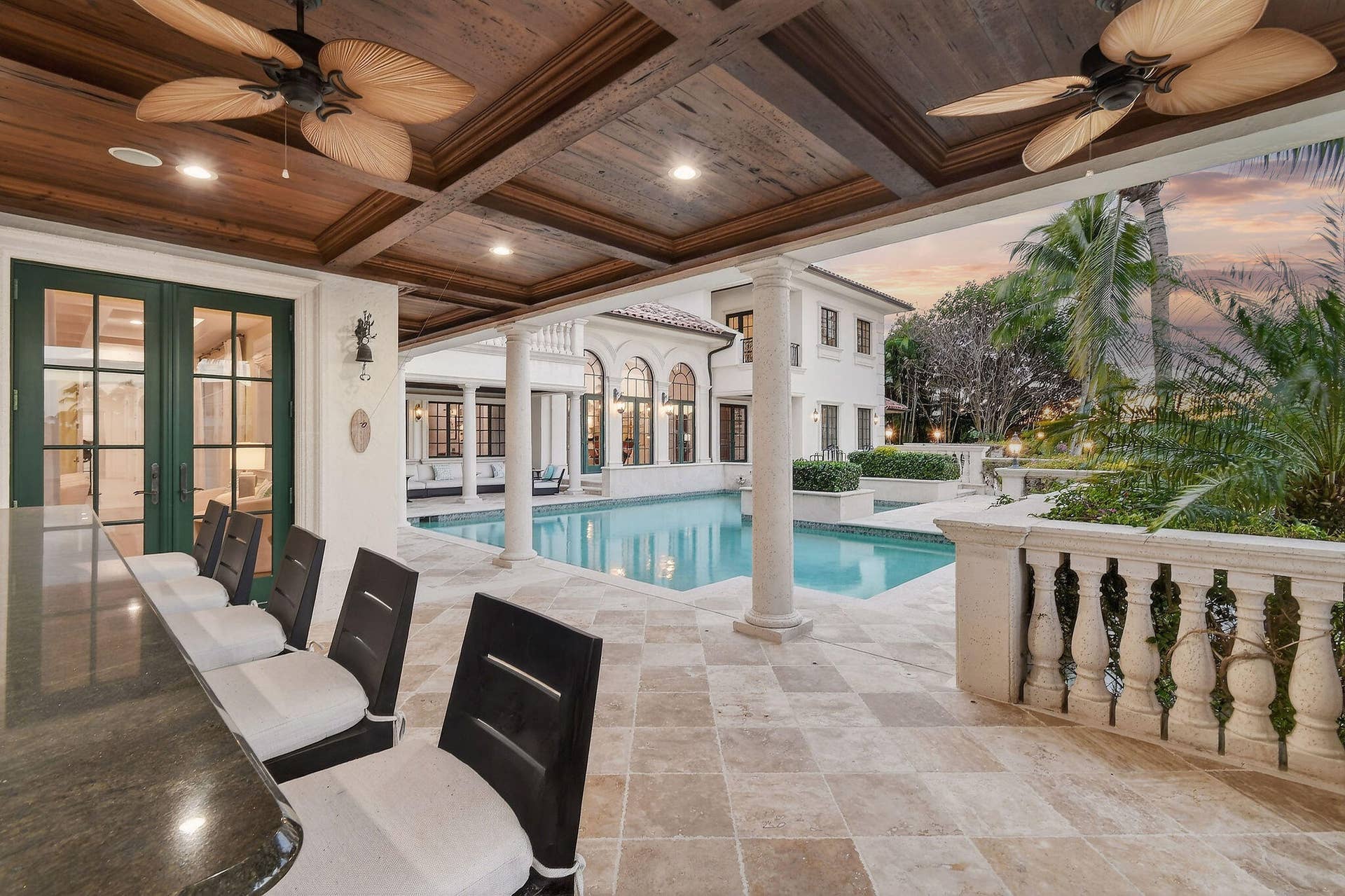 107 Schooner Lane, Jupiter, FL 33477 Summer Kitchen