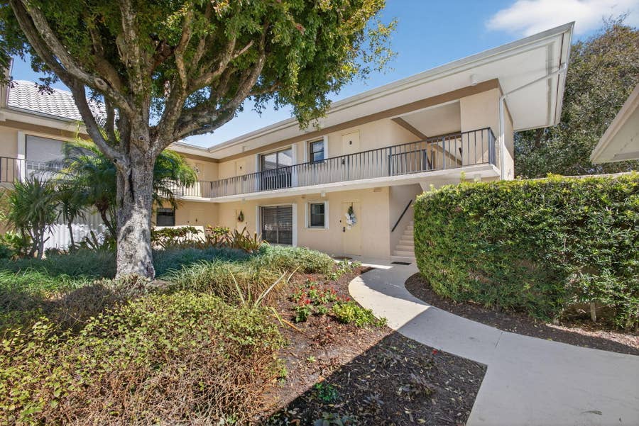 Property photo for 17 SE Turtle Creek Drive, #D, Jupiter, FL