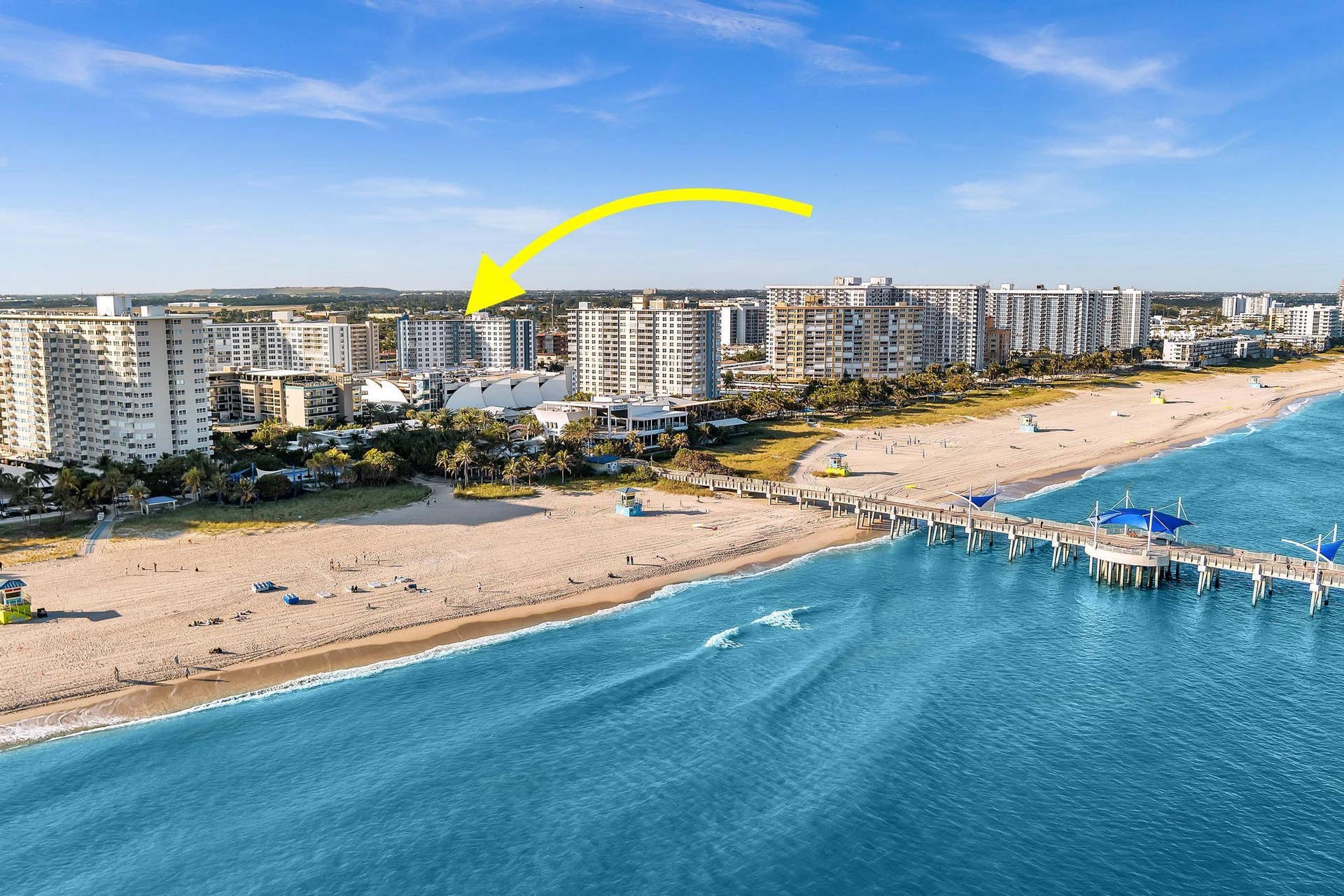 301 N Ocean Boulevard, #709, Pompano Beach, FL 33062 Walk to the beach and dining every day!