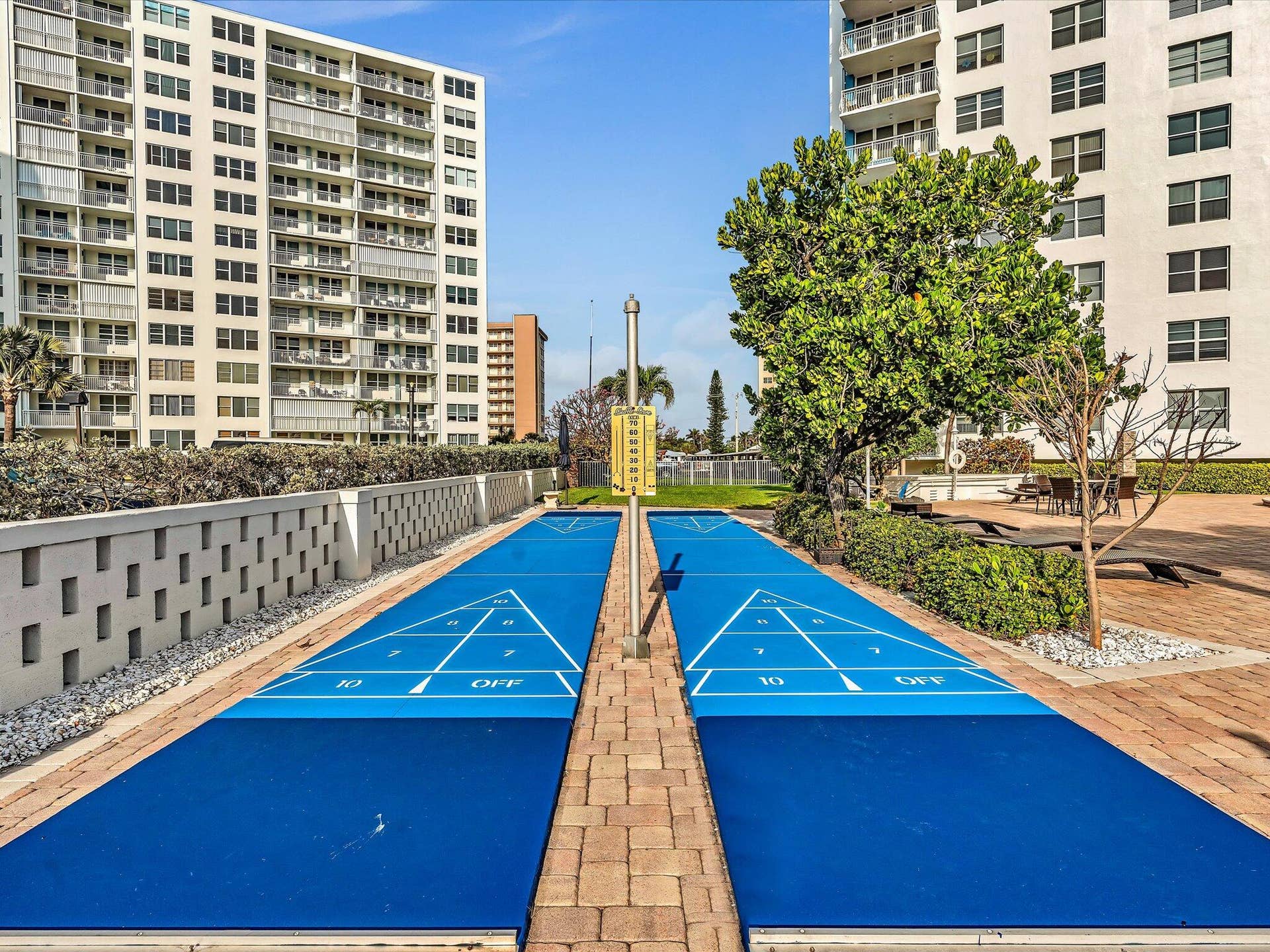 301 N Ocean Boulevard, #709, Pompano Beach, FL 33062 35-10-shuffleboard