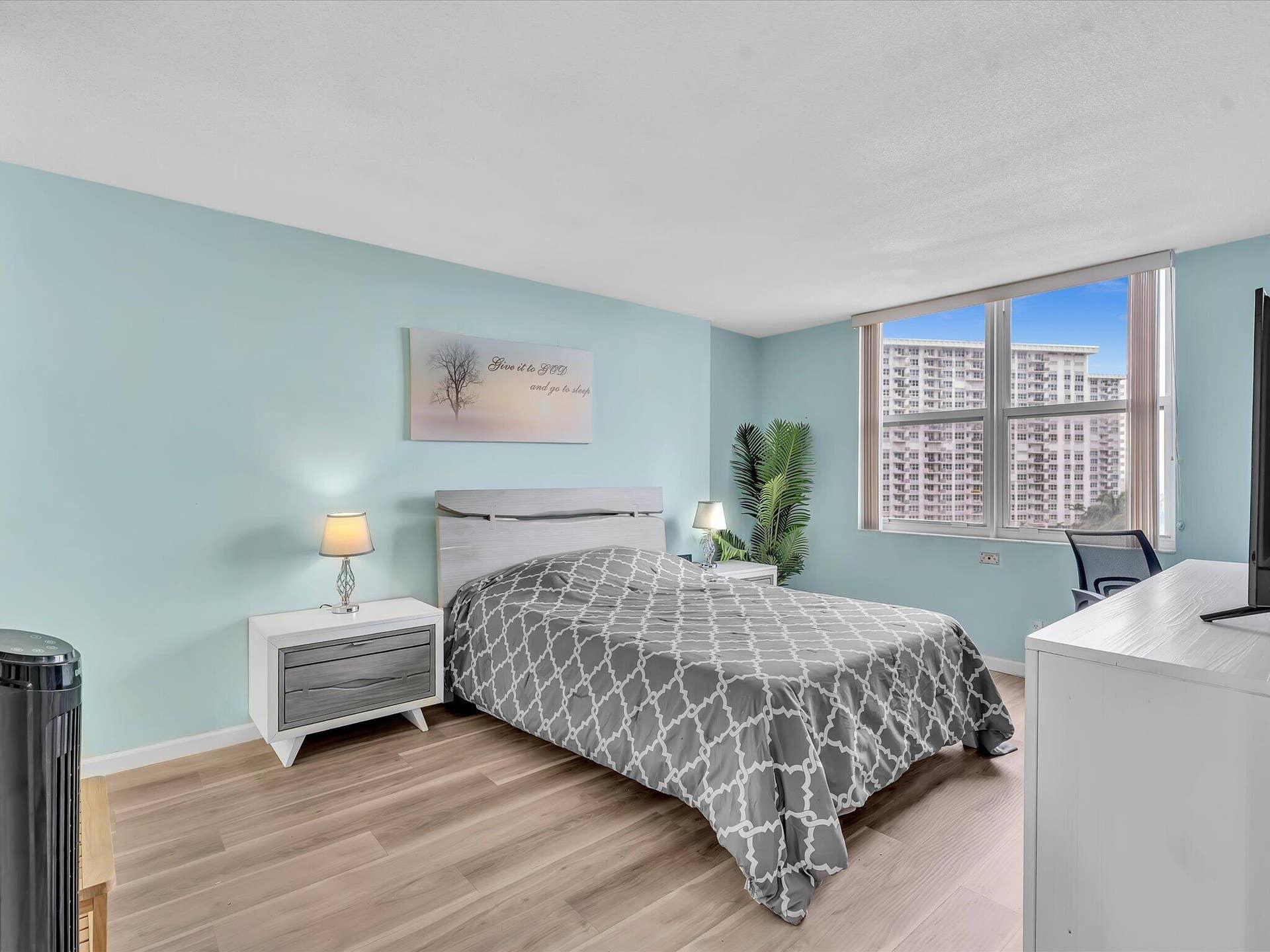 301 N Ocean Boulevard, #709, Pompano Beach, FL 33062 Primary Bedroom