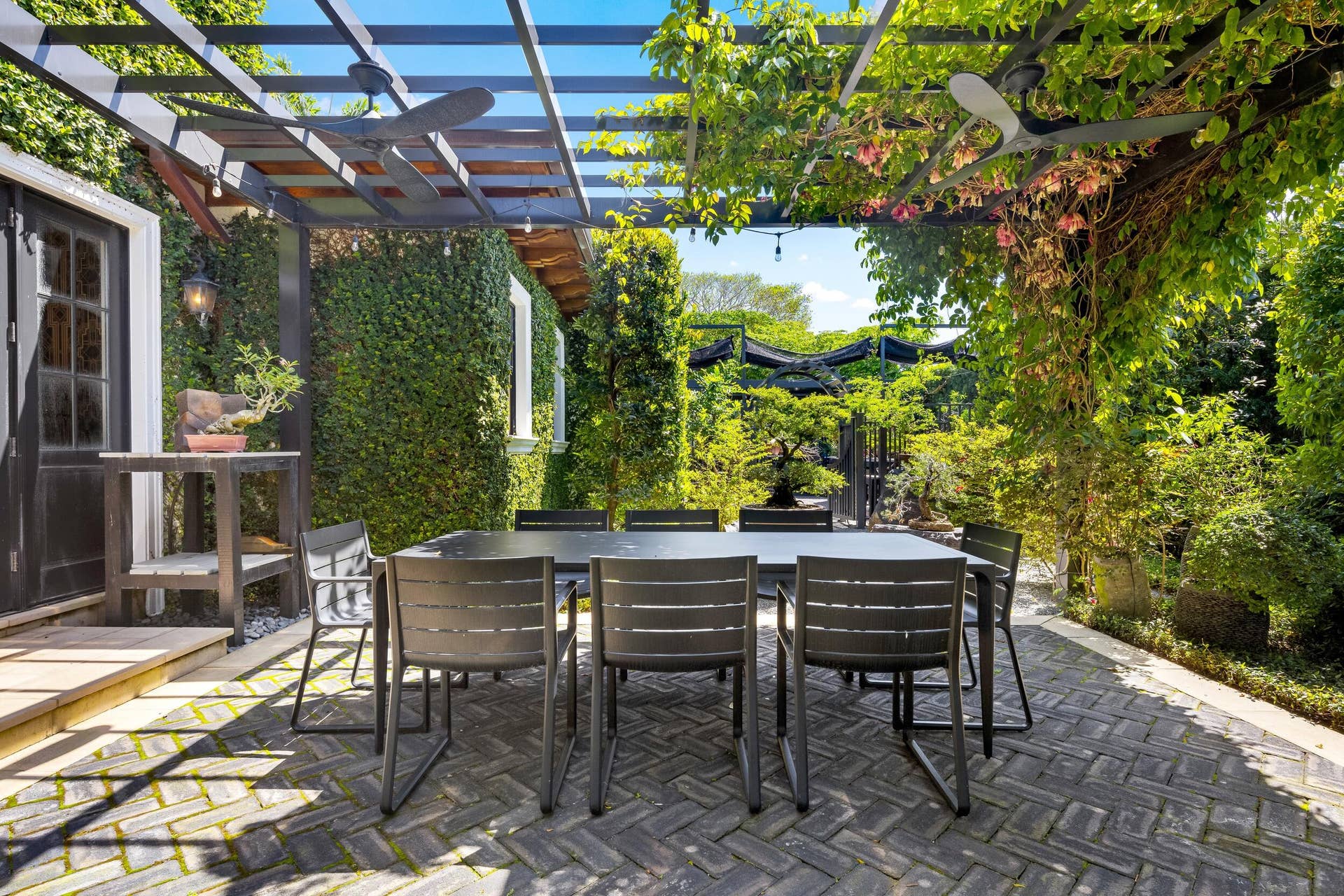 1053 N Lake Way, Palm Beach, FL 33480 Bonsai Garden Dining
