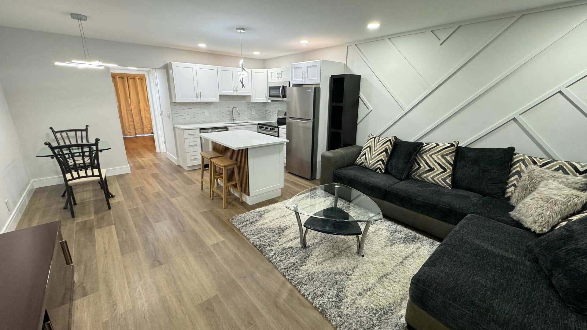 91 Coventry D, West Palm Beach, FL 33417 living area