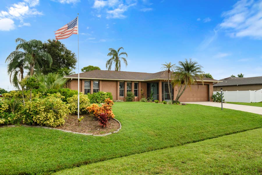 Property photo for 297 SW Grove Avenue, Port St Lucie, FL