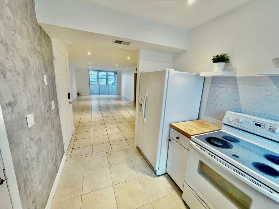 Property photo for 1410 S FEDERAL Highway, #205, Lake Worth Beach, FL