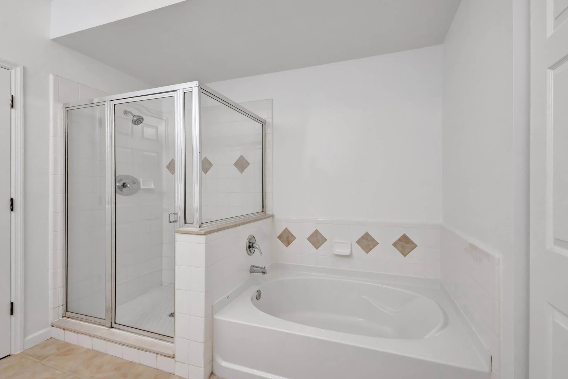 826 DAKOTA Drive, #102, Jupiter, Jupiter, FL 33458 master bath2