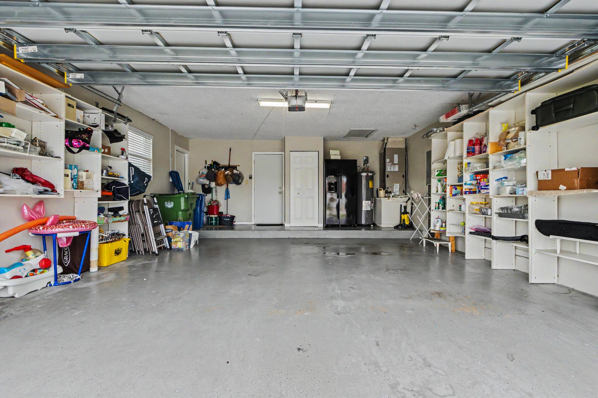 415 SAILBOAT Circle, Weston, FL 33326 Super clean garage with storage