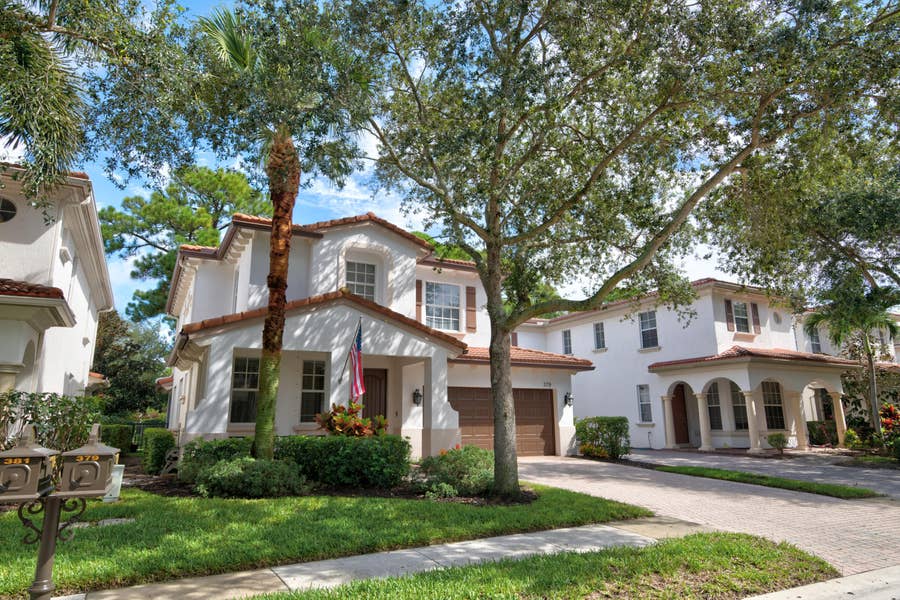 Property photo for 379 Columbus Street, Palm Beach Gardens, FL