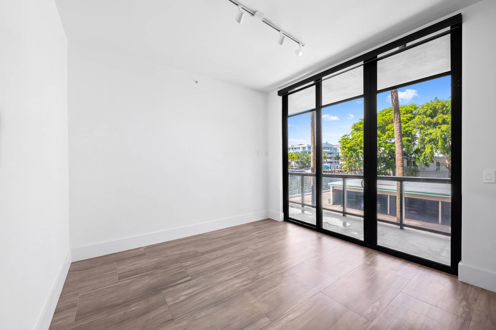 161 ISLE OF VENICE Drive, #204, Fort Lauderdale, FL 33301 DSC_3594
