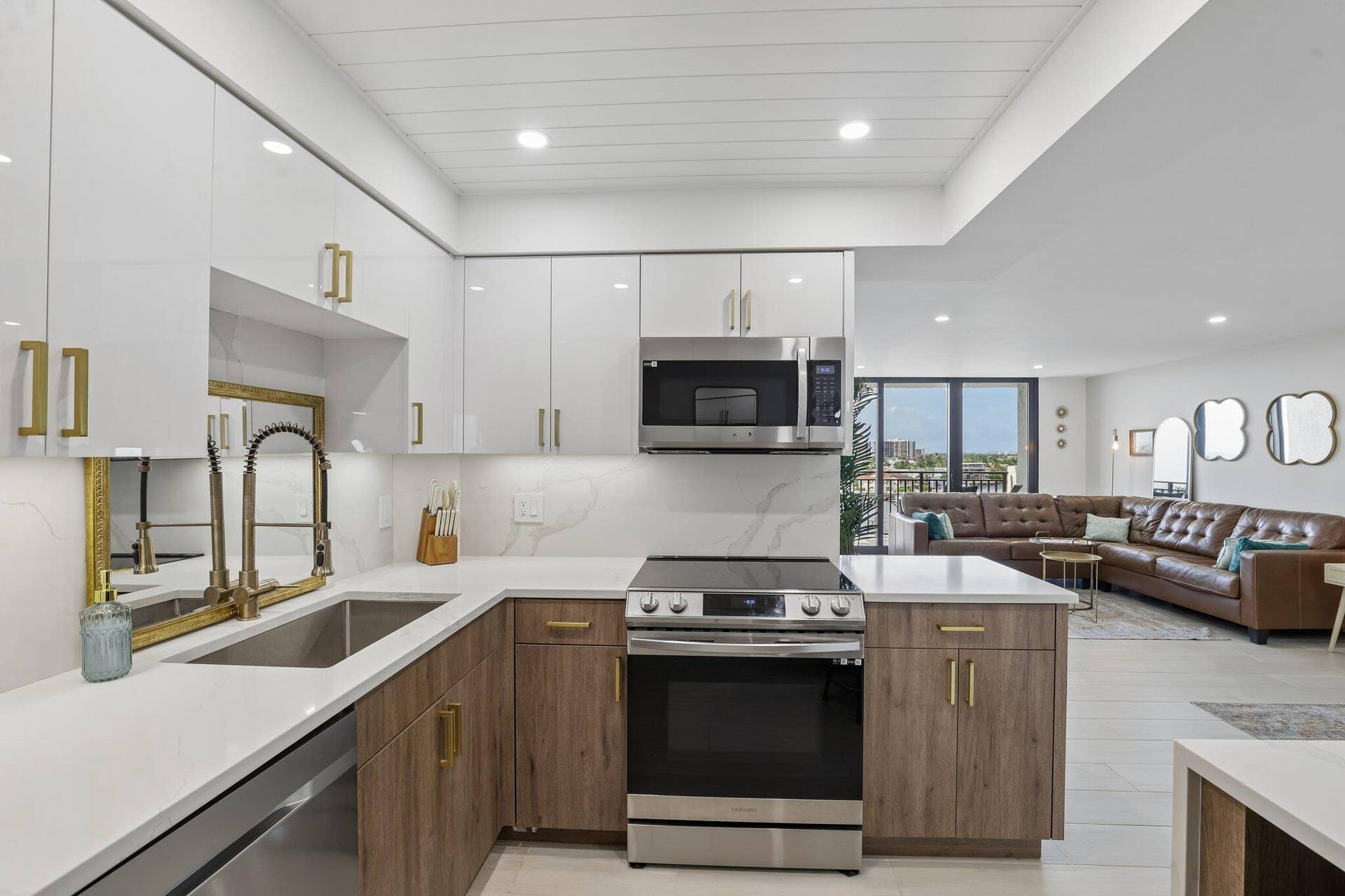 3912 S Ocean Boulevard, #704, Highland Beach, FL 33487 Kitchen