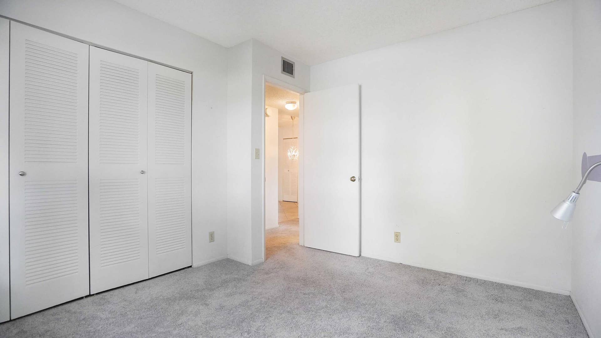 505 Gardens Drive, #204, Pompano Beach, FL 33069 DSC04342