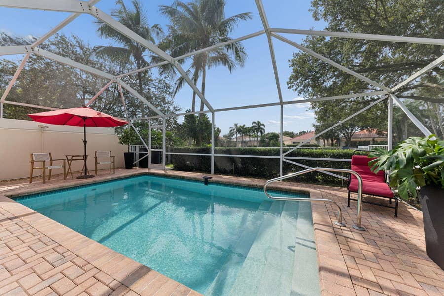 Property photo for 7910 Pine Island Way, West Palm Beach, FL