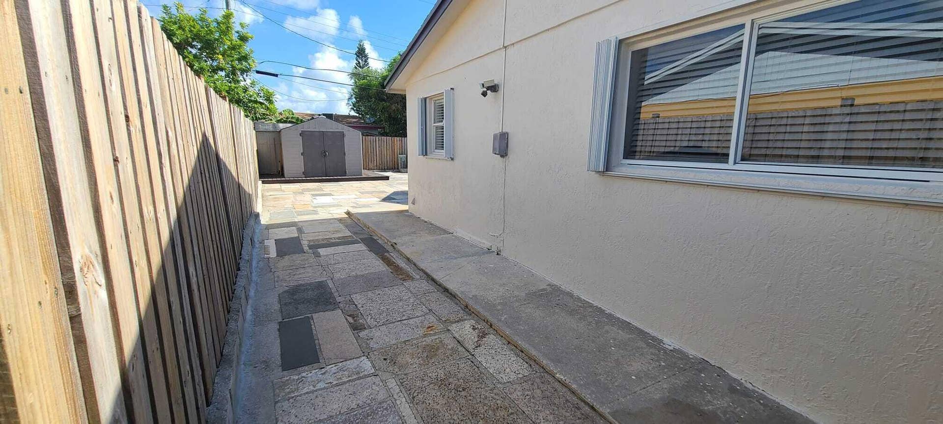 361 NW 42nd Street, Deerfield Beach, FL 33064 32
