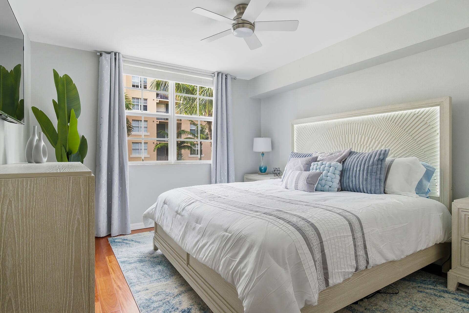 1801 N FLAGLER Drive, #435, West Palm Beach, West Palm Beach, FL 33407 1801-NORTH-FLAGLER-DRIVE-435-33407-026