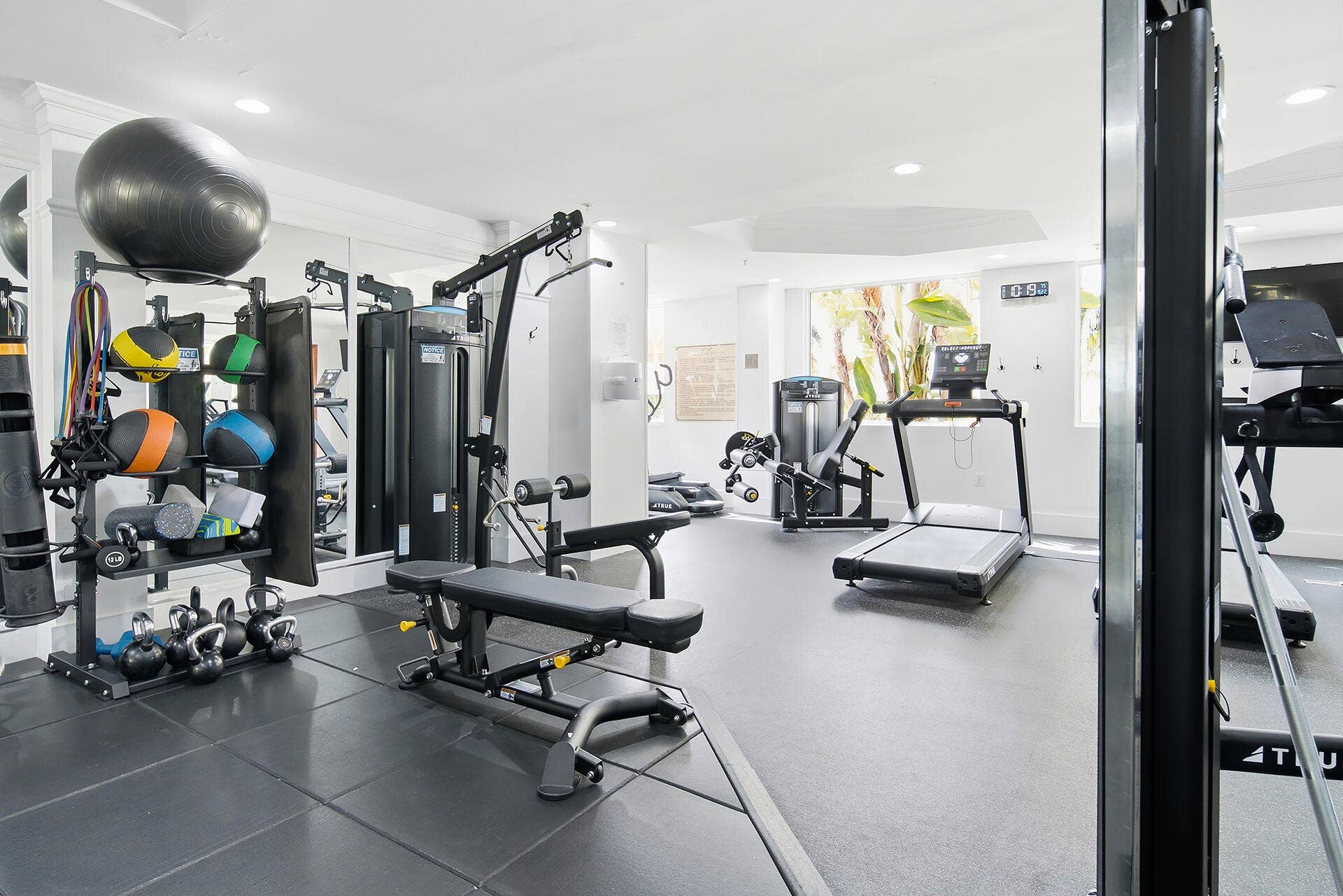 1801 N FLAGLER Drive, #435, West Palm Beach, West Palm Beach, FL 33407 FLAGLER-POINTE-2026-011