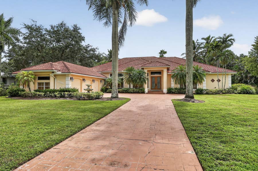 Property photo for 15390 EARHART Place, Wellington, FL