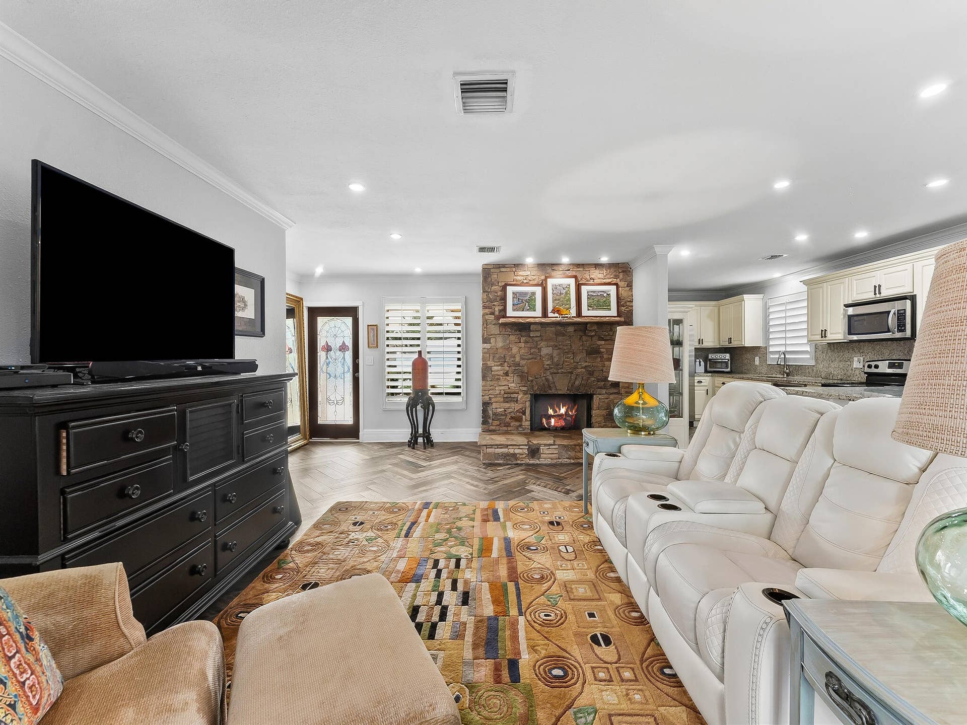 6340 NE 19th Terrace, Fort Lauderdale, FL 33308 DSC05398