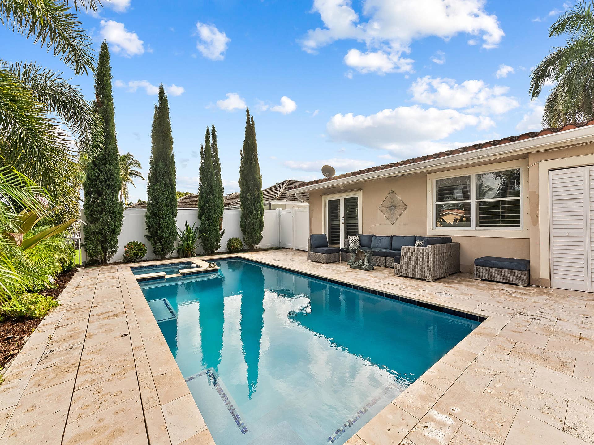 6340 NE 19th Terrace, Fort Lauderdale, FL 33308 DSC05411