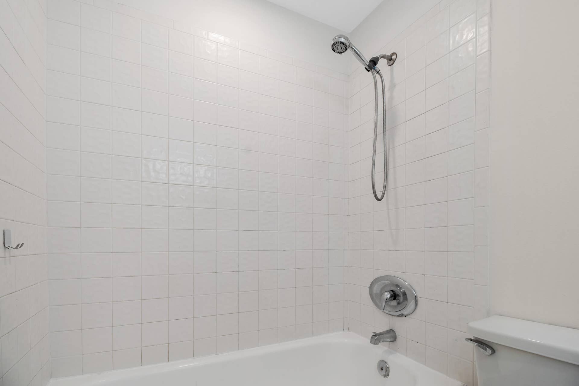 22_accutour_690 se 23rd ave apt 3 -030