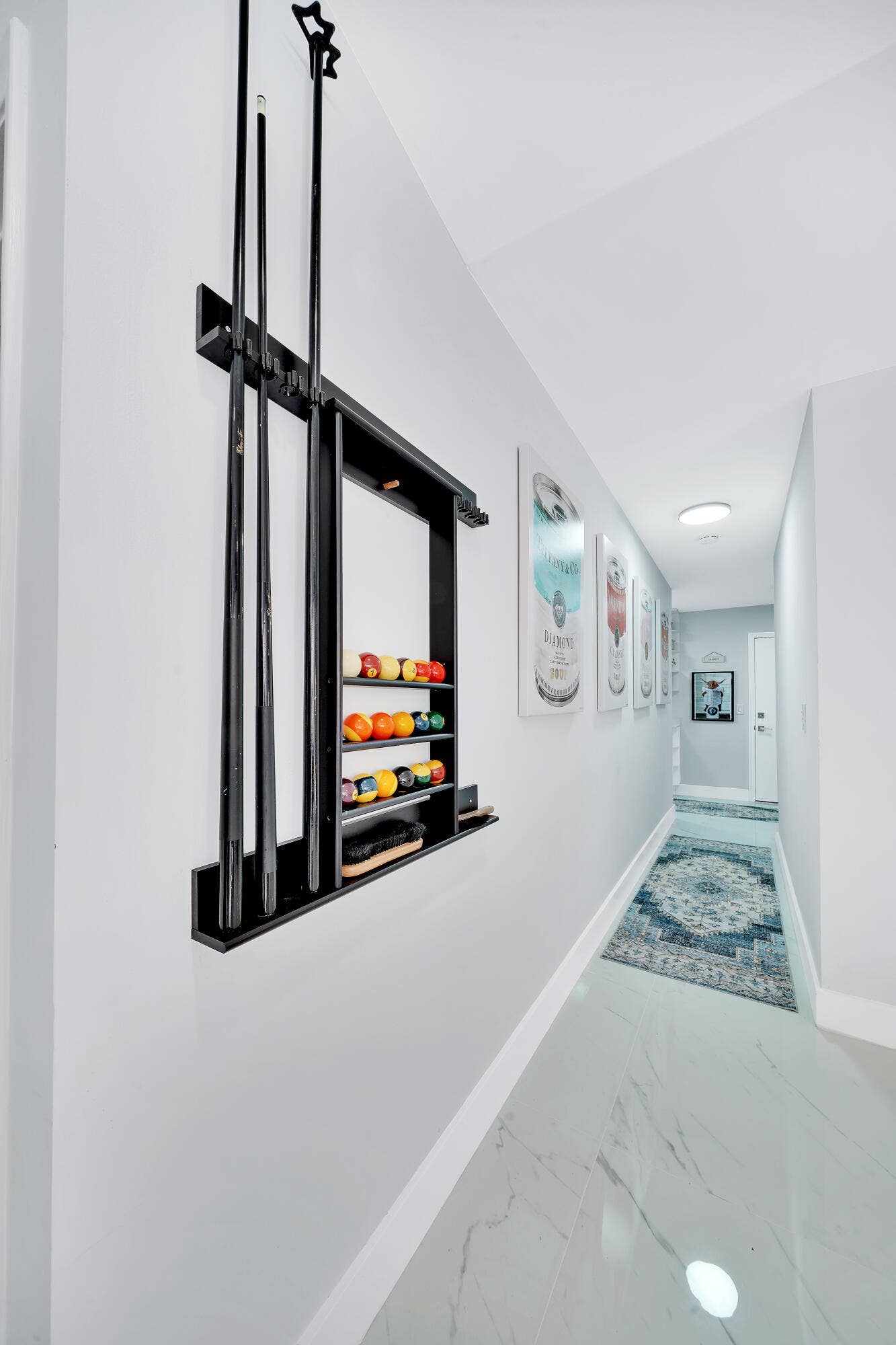 Indoors 4526 St Andrews Dr (46)