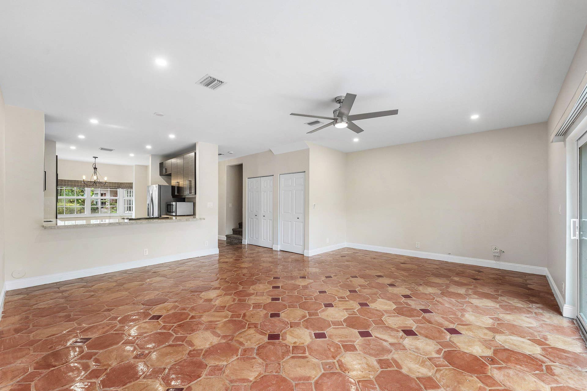 014-620Northeast9thAvenue-4-FortLauderda