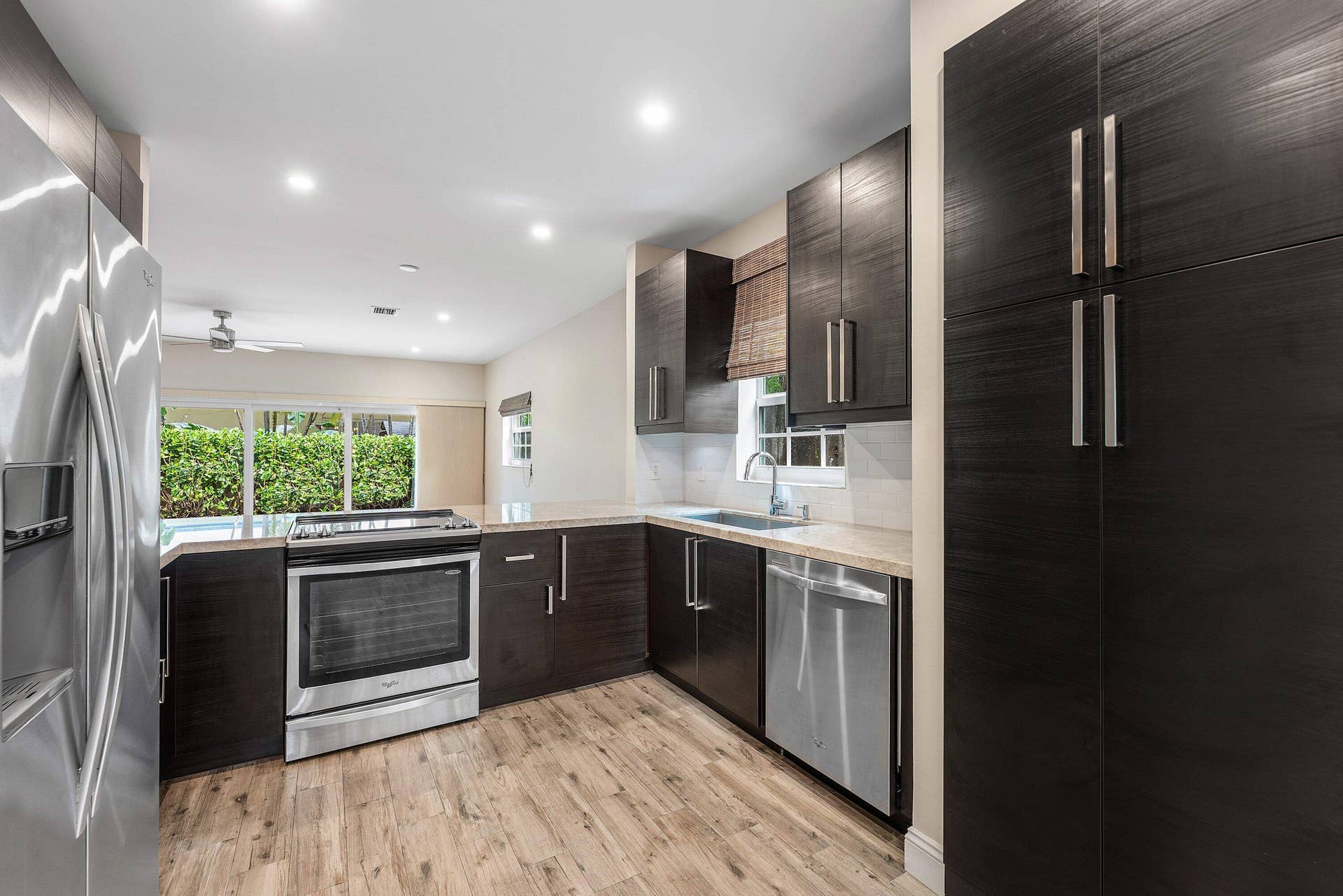 007-620Northeast9thAvenue-4-FortLauderda