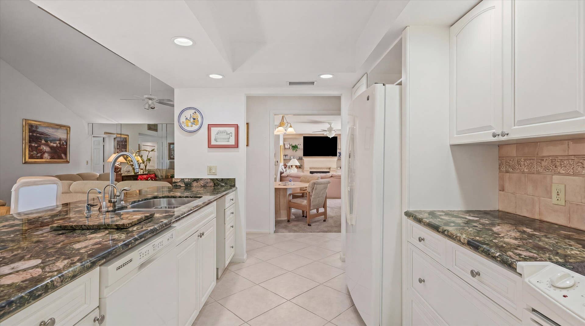 11-16997 Freshwind Cir