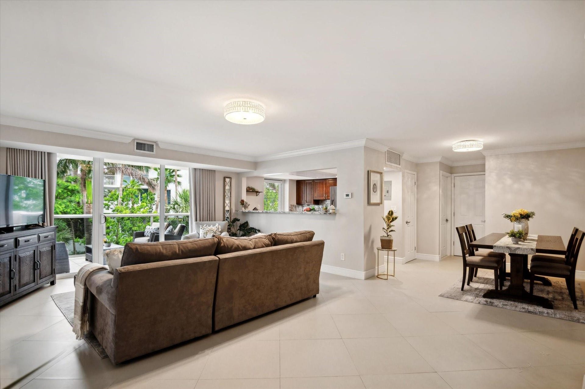 2841 N OCEAN Boulevard, #301, Fort Lauderdale, Fort Lauderdale, FL 33308 Living area, Dining, Kitchen, Balcony