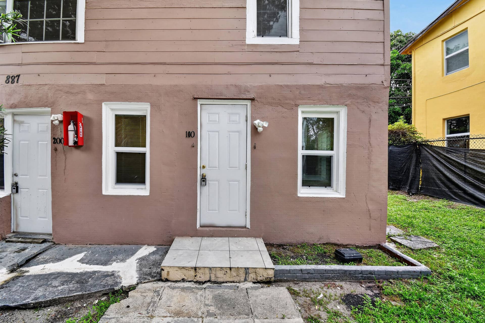 885-887 7TH Street, #100, West Palm Beach, FL 33401 8877thSt-Exteriors(2)