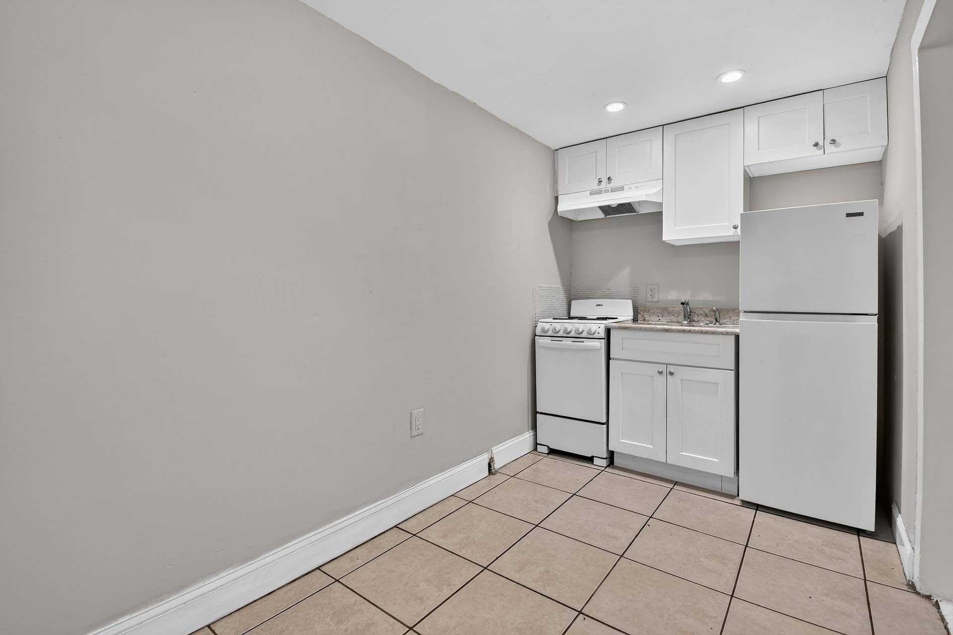 885-887 7TH Street, #100, West Palm Beach, FL 33401 8877thSt-Unit100(6)