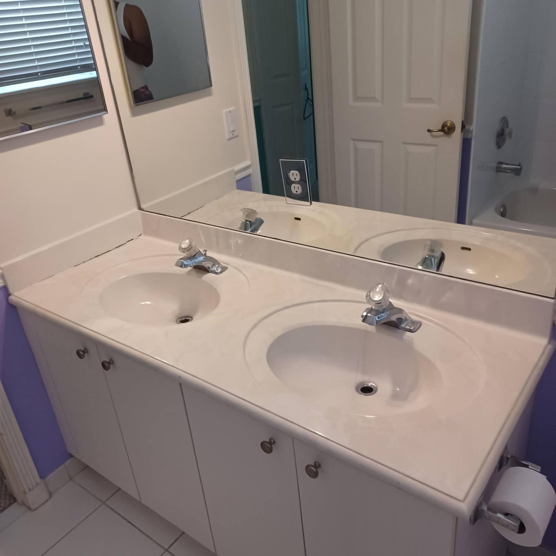 PRESTON DOUBLE SINK