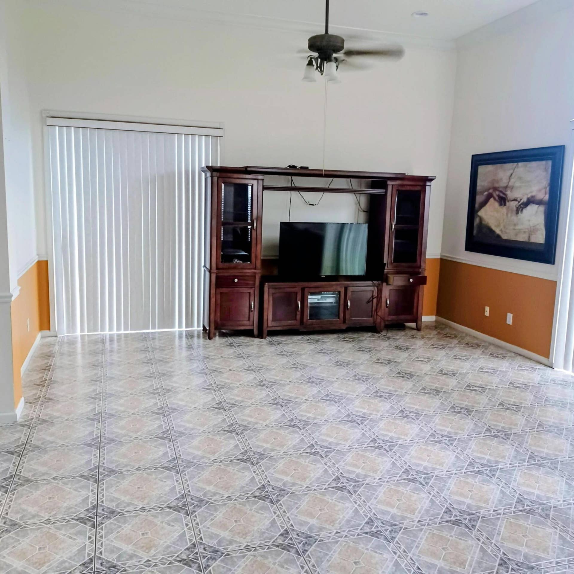 PRESTON LIVING ROOM 2