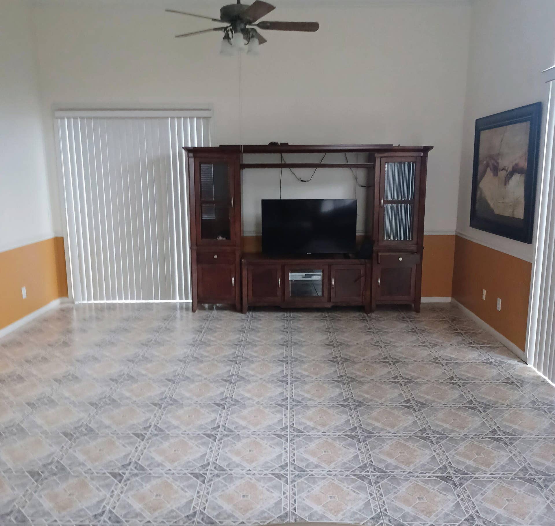 PRESTON LIVING ROOM 3