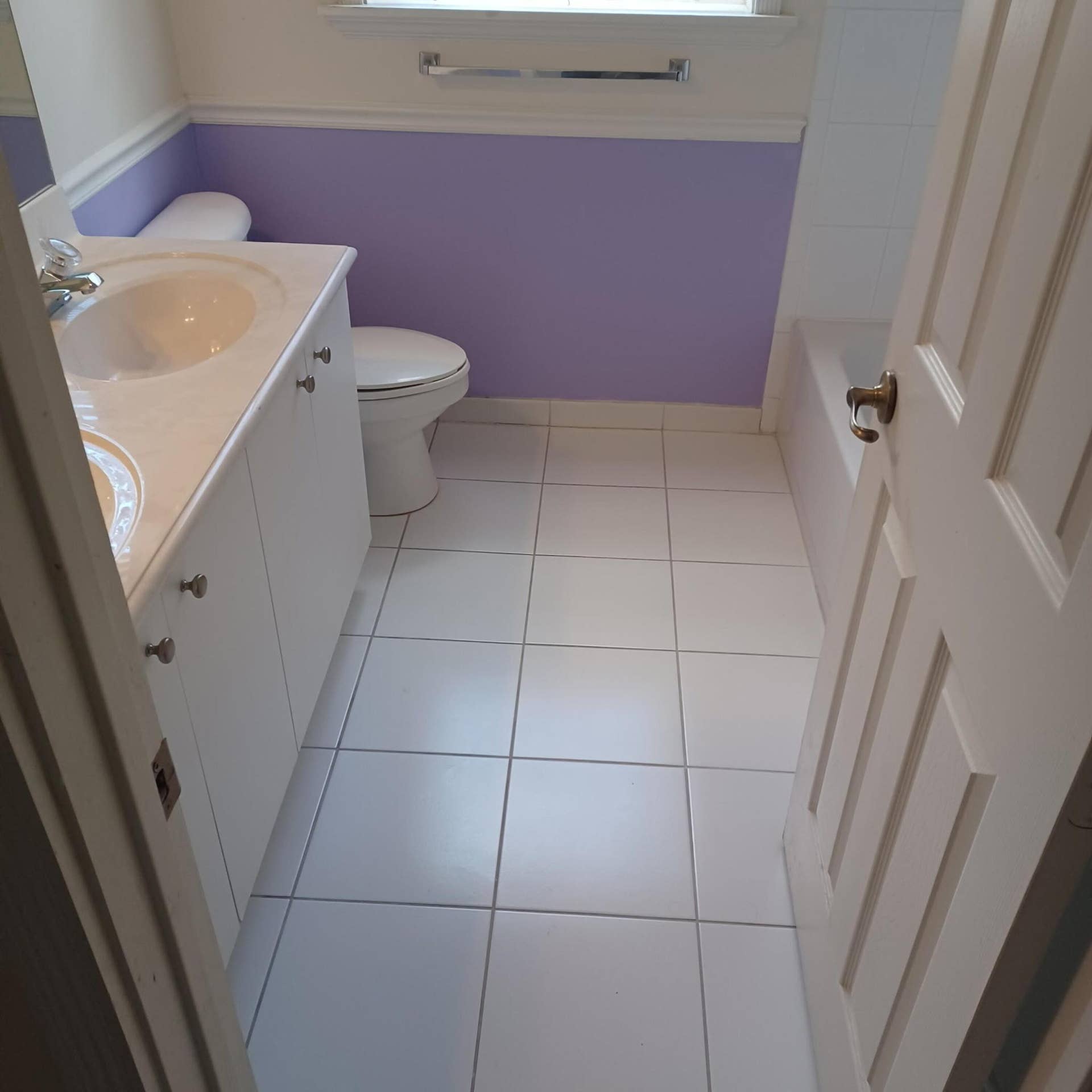 PRESTON BATHROOM 1