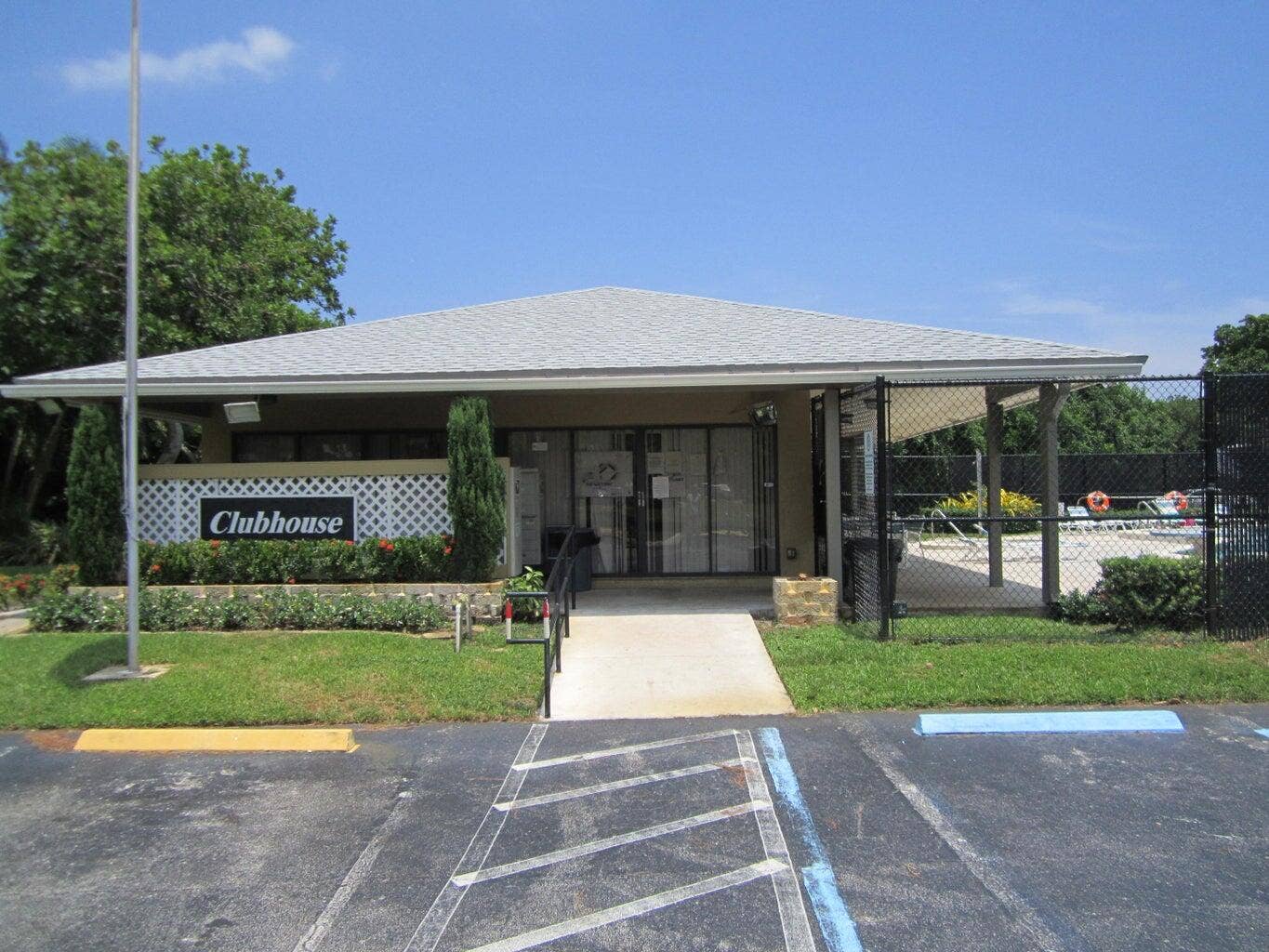 677 TRACE Circle, #212, Deerfield Beach, FL 33441 Clubhouse 2