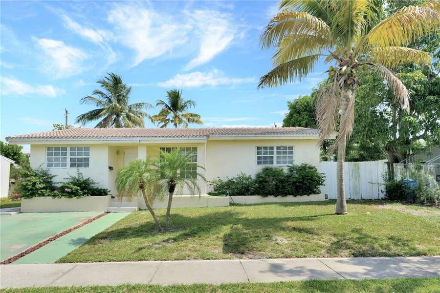 Property photo for 71 NE 56th Court, Oakland Park, FL