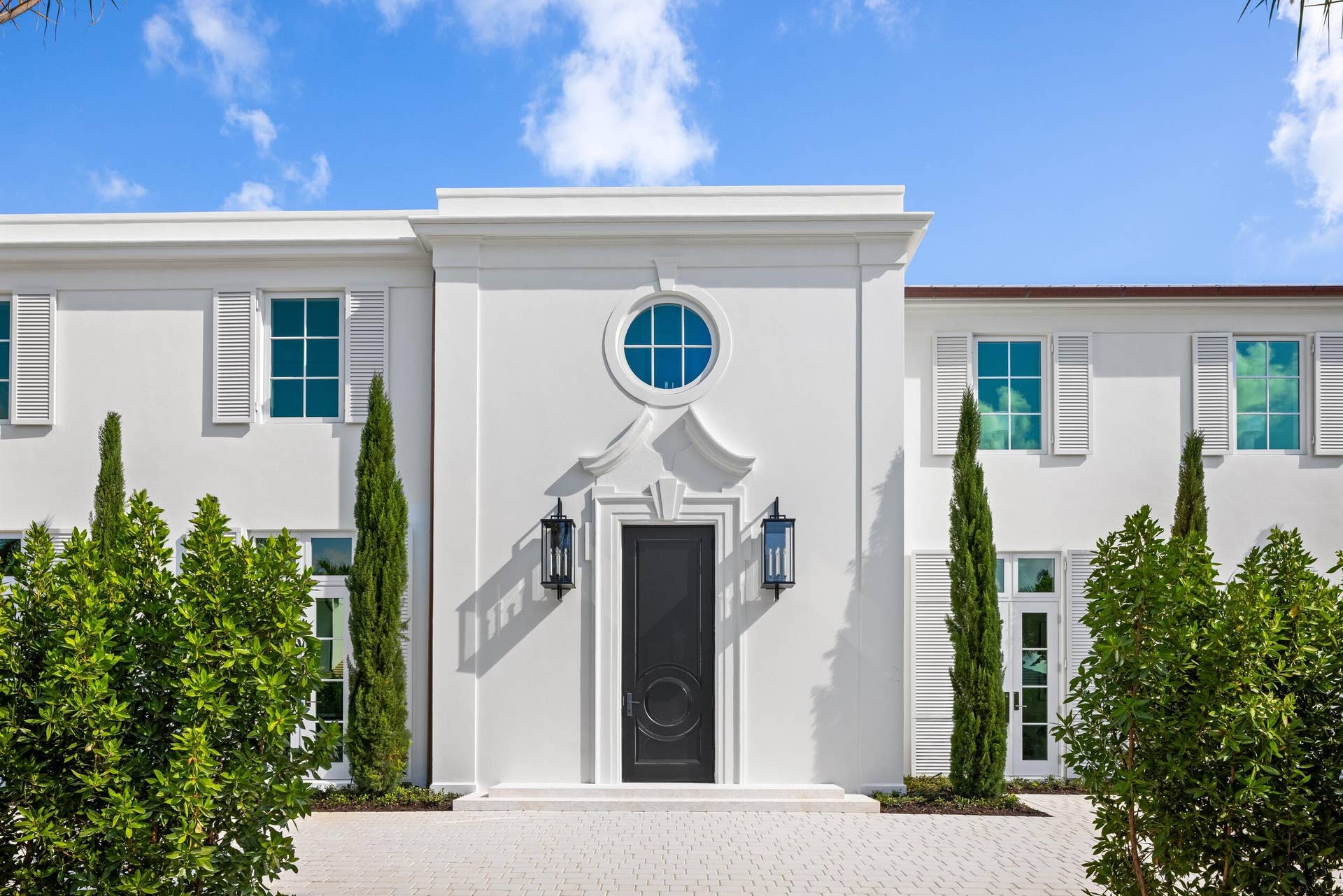 301 Plantation Road, Palm Beach, FL 33480 Entrance